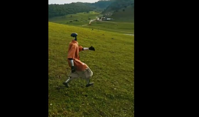 Robot Running Downhill